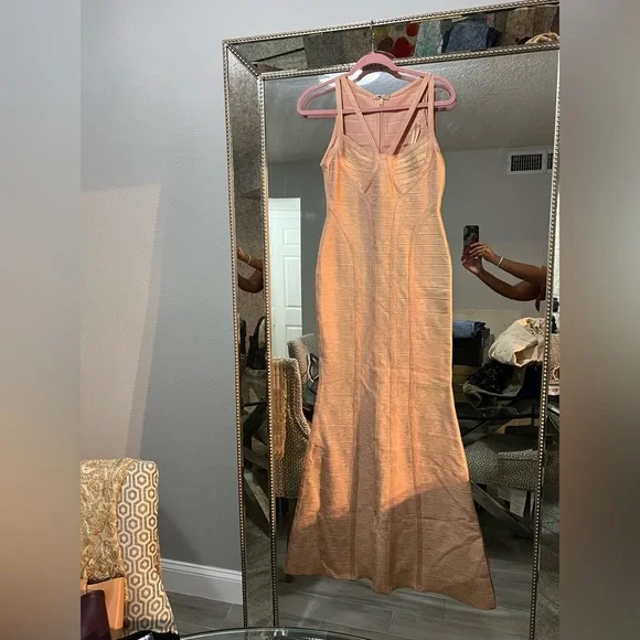 yellow gold sun jacquard maxi dress farm rio Crystal Circuit Bandage Maxi Dress Chestnut / Small main image 1